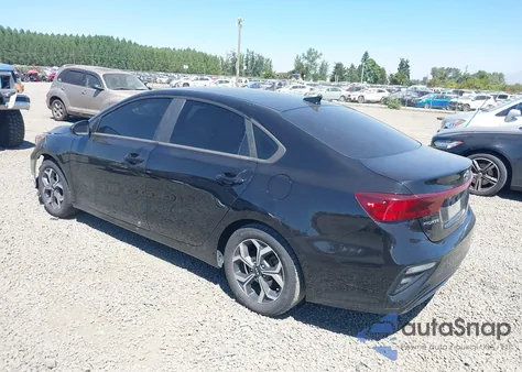 2019 Kia Forte Lxs z USA, uszkodzony, nr VIN 3KPF24ADXKE070127